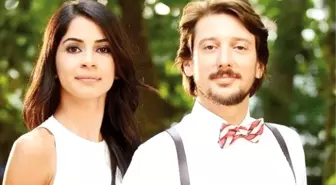 Engin Hepileri ve Beyza Şekerci Nişanlandı