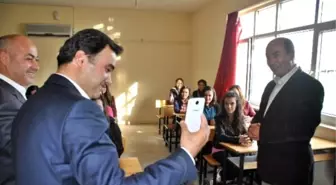 Kız Öğrencilerden Milletvekili Enç'e 3g'li Teşekkür