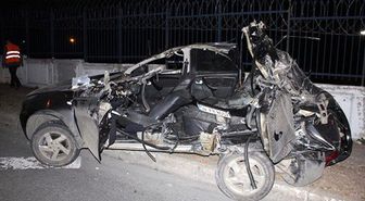 Bakırköy'de Trafik Kazası: 1 Ölü, 2 Yaralı