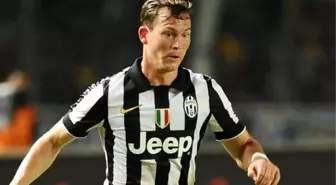 Lichtsteiner: Juventus'u Pogba Kurtardı