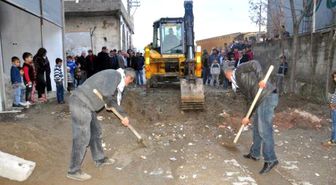 Cizre'de Mahallelere Kazılan Hendekler Kapatılmaya Başlandı