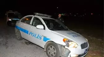 Kaçan Sürücü Polis Otosuna Çarptı