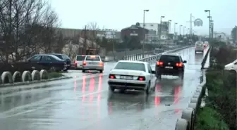 Arnavutluk'ta Şiddetli Yağış Sele Yol Açtı