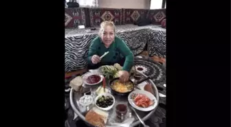 Dilber Ay Evinin Kapılarını İlk Kez Açtı