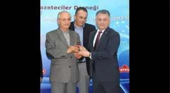 Ekşioğlu Ailesine İki Önemli Ödül