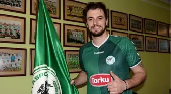 Konyaspor, Felgueiras ve Mahlangu'yu Transfer Etti