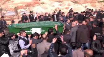 Gaziantep'te Sobadan Sızan Gazdan Zehirlenen 3 Kardeş Toprağa Verildi