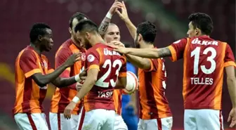 Galatasaray'ın 9 Transferinden Sadece 2'si Takımda Tutunabildi