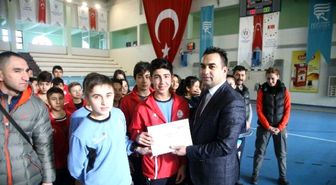 Rize'de Analig Yarı Final Voleybol Müsabakaları Başladı