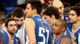 Anadolu Efes, Emporio Armani Milano'yu 73-71 Yendi