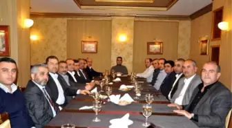 Başkan Taşpınar, AK Parti Mersin İl Teşkilatında Görev Alan Başkanlarla Buluştu