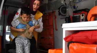 Yedikleri Tavuktan Zehirlenen 2 Kardeş Hastaneye Kaldırıldı