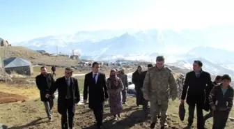 Kağızman Kaymakamı Üçgül'den Şehit Ailelerine Ziyaret