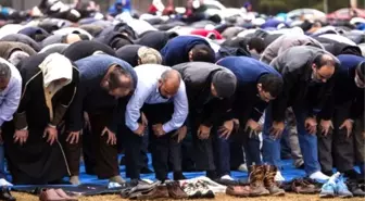 6 Bin Kişi Cenazede