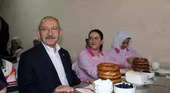 Kılıçdaroğlu, Fabrikada İşçilerle Kahvaltı Yaptı