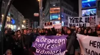 Kayıp Üniversite Öğrencisinin Ölü Bulunması - Kadıköy'de Yürüyüş