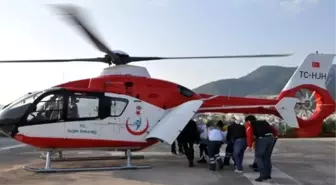 Kazada Yaralanan Genç Helikopterle İzmir'e Sevk Edildi