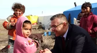 Milletvekili Aday Adayı Koç'tan Çadırlarda Kalan Suriyeli Ailelere Yardım