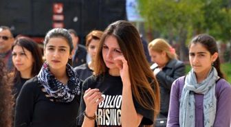 Özgecan İçin Ağladılar, Kadın Şiddetine Dikkat Çekmek İçin Dans Ettiler