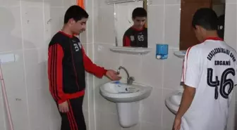 Dev Tesiste Su ve Isınma Sorunu Bezdirdi