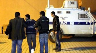 Öcalan Protestolarında Komiser, Ayağından Yaralandı