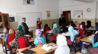 Erzincan'da 'Gençlerden Ecdada Mektup' Tanıtımları Devam Ediyor