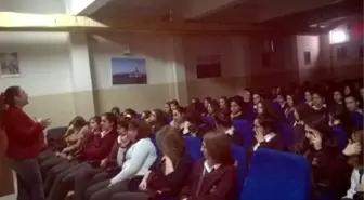 Edirne'de Kadınlara Yönelik Eğitim Seminerleri Arttırılmaya Başlandı