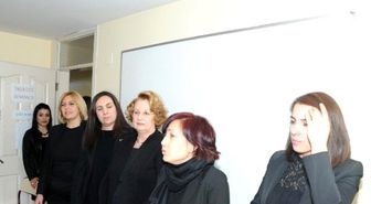 Kadınlar Hakları Konusunda Bilinçlendirilecek