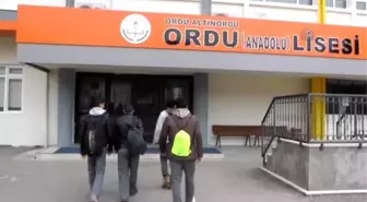 Sabah Okula, Akşam Antrenmana