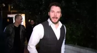 Chris Pratt Vs. Chris Evans -- Super Bowl Wager ... 'Best Bet I Ever Lost'