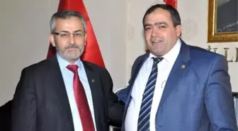 Prof. Dr. Ayhan'dan Başkan Koçak'a Hayırlı Olsun Ziyareti