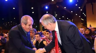 Eyüp'te Engeller Resimle Aşılıyor