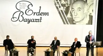 Erdem Bayazıt Şiirleri ile Anıldı