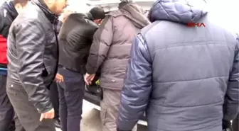 Adana'da Polisten Kaçmak İçin Seyhan Nehrine Atladı