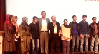 Batman'da Kürtçe Şiir Etkin Yarışması Düzenlendi