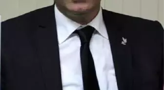 DSP'li Erkekler Etek Giyecek