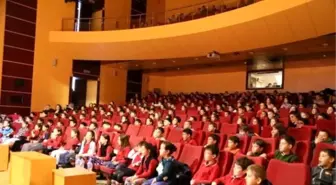 Kırklareli'nde 706 Öğrenci Tiyatro ile Buluştu