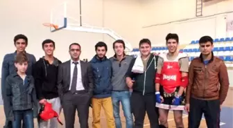 Avşar Gençlik ve Spor Kulübü Sporcular Şampiyonaya Hazırlanıyor