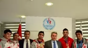 Şampiyon Judocular Erzurum'un Gururu Oldu