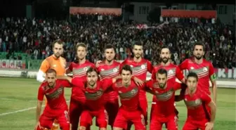 Yeni Diyarbakırspor'da 8 Futbolcu Ceza Sınırında