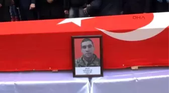 Keşan - Şehit Er Buluş, Keşan?da Toprağa Verildi