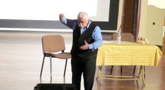 Levent Kırca Cenazesine Siyasetçi İstemiyor