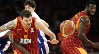 Anadolu Efes - Galatasaray LH: 77-75