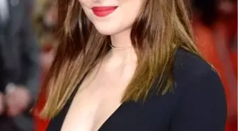 Dakota Johnson'ın IŞİD Mizahı Kızdırdı