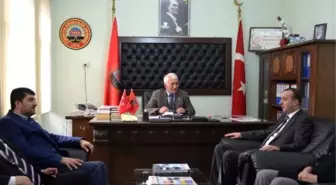 MHP Battalgazi İlçe Başkanlığı'ndan Emekliler Derneği'ne Ziyaret