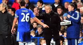 Mourinho: Terry Bir Sezon Daha Chelsea'de
