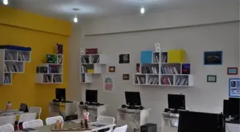 Tunceli'de Özgecan İçin Kütüphane ve Sosyal Aktivite Sınıfı Oluşturuldu