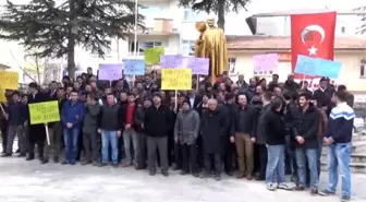 Gümüşhacıköy'de Belediye İşçileri Eylem Yaptı