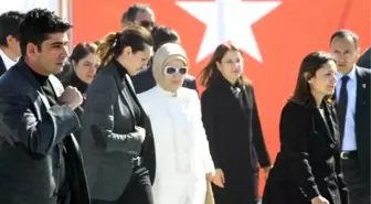 Emine Erdoğan; Türkiye'nin En Büyük Çadır Kentinin Açılışını Yaptı