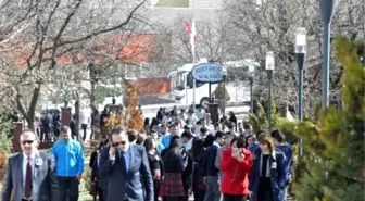 Hayırsever İşadamı İzzet Baysal Mezarı Başında Anıldı